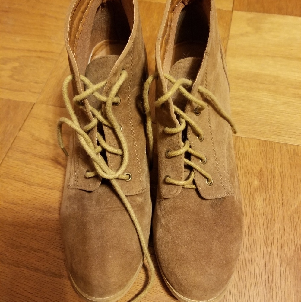 Tan suede heeled boots